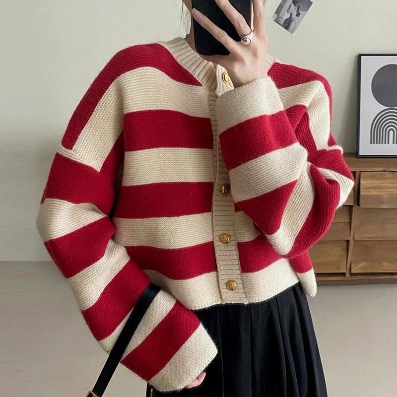 Kvinders fashionable oversized striktrøje med knapper Stilla