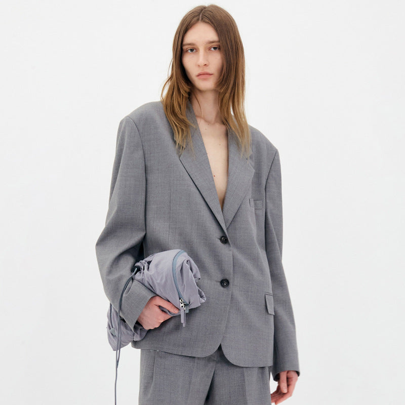 Dame Oversized Blazer i fin stof med moderne snit og praktiske lommer Stilla