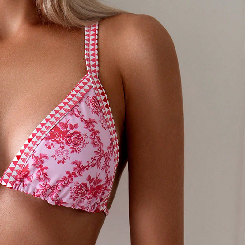 Dame triangel-bikini med blomsterdesign og raffinerede snorebånd Skovae