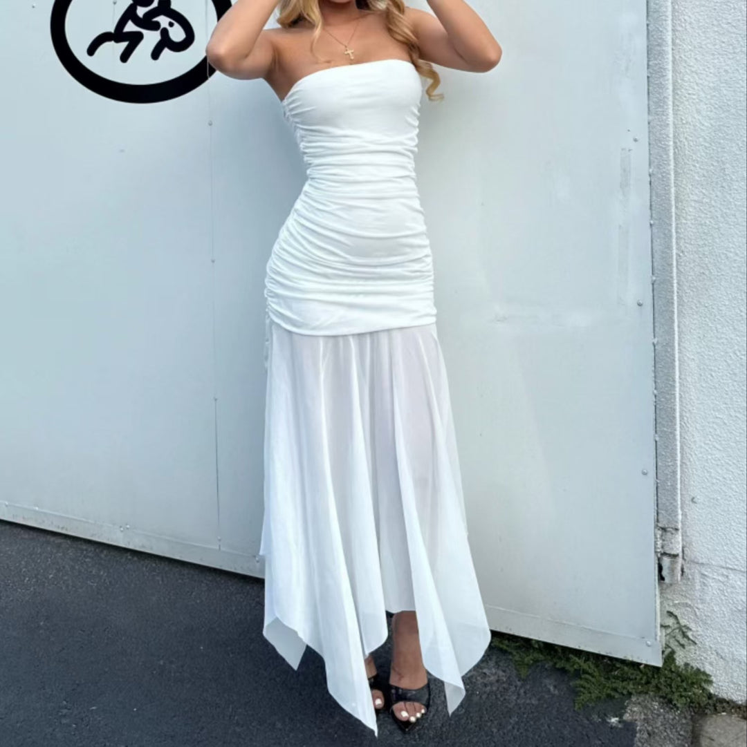 Dame strapless maxikjole med elegant drapering og gennemsigtig skørt Skovae