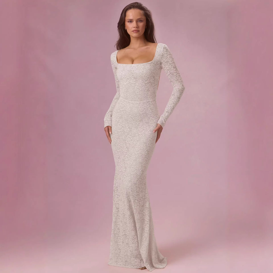 Dame elegante blonde maxi kjoler med tilpasset silhuet og lange ærmer