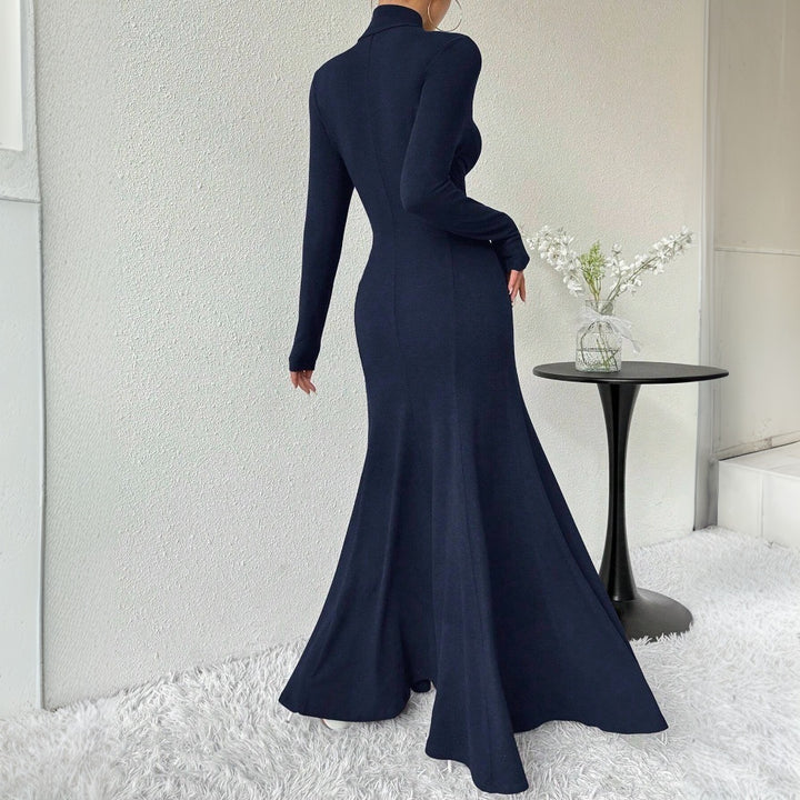 Kvinders elegante langærmet maxi kjole med høj krave og svingende kant Stilla