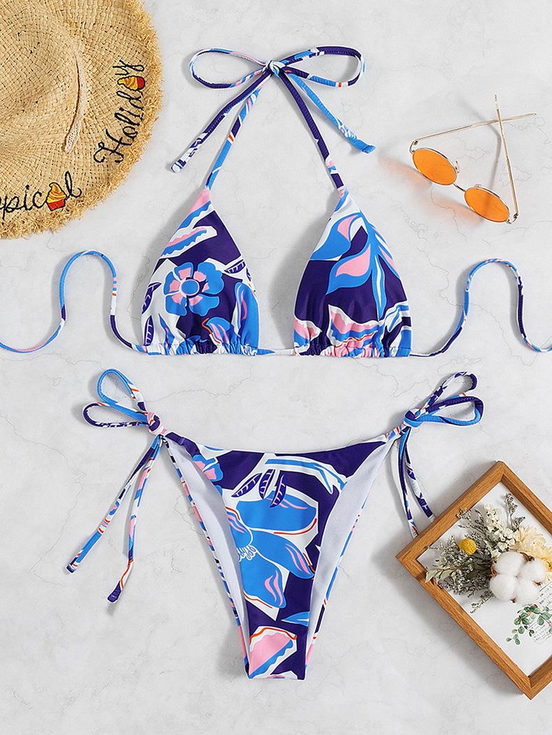 Dame Triangel-Bikini med fantastisk blomsterdesign og elegante snørredetaljer Skovae