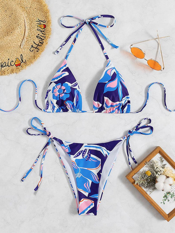 Dame Triangel-Bikini med fantastisk blomsterdesign og elegante snørredetaljer Skovae