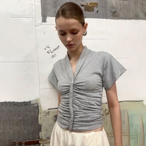 Dame elegant kortærmet top med figursyet drapering Skovae