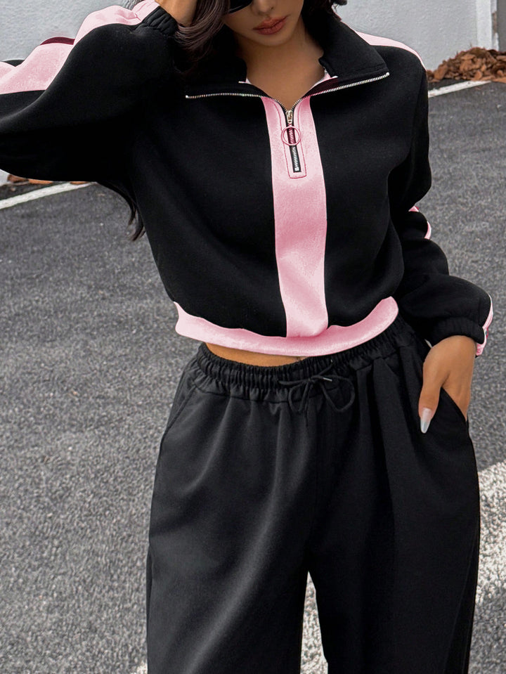 Kvinders sporty loungewear sæt med halvvide og elegante kontraststriber Skovae