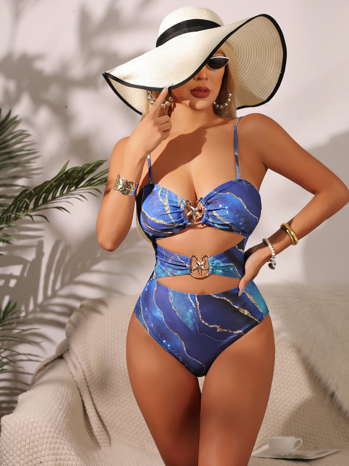Damer Bikini-sæt med fashionable cut-out-detaljer og dekorative rygge Stilla