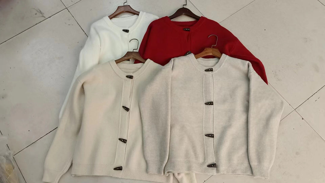 Kvinders cardigan med elegante knapdetaljer Stilla