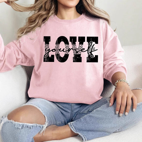 Kvinders sweatshirt med kreativ LOVE påskrift og afslappet pasform Stilla