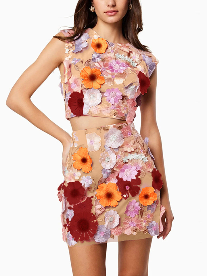 Dame To-delt blomsterkjole med kunstneriske 3D-blomsterapplikationer Stilla