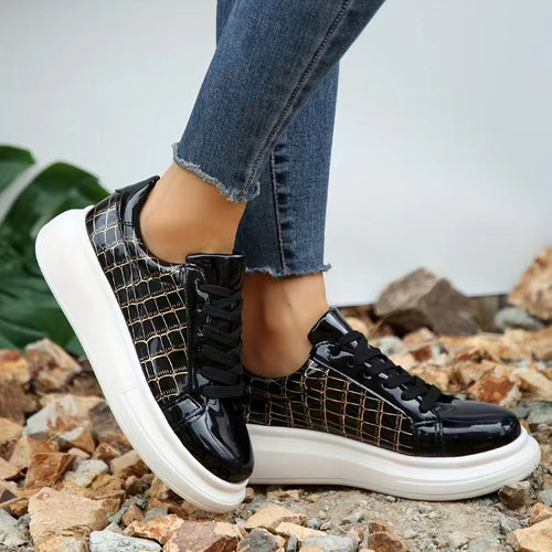 Dame Sneakers med elegant krokodillemønster og komfortabel sål Stilla