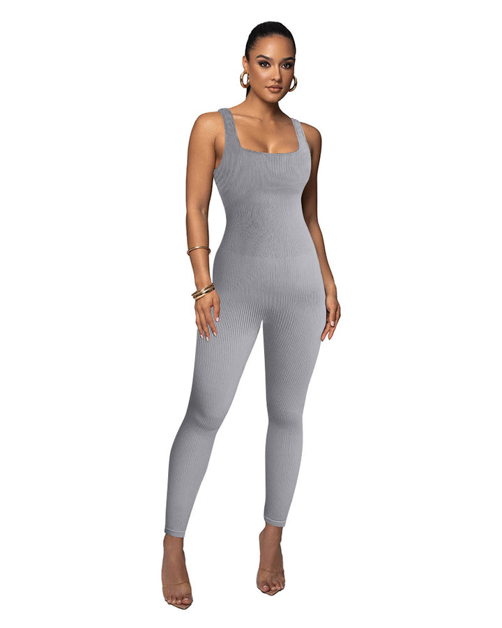 Dame figurtilpasset jumpsuit med ribstruktur Stilla