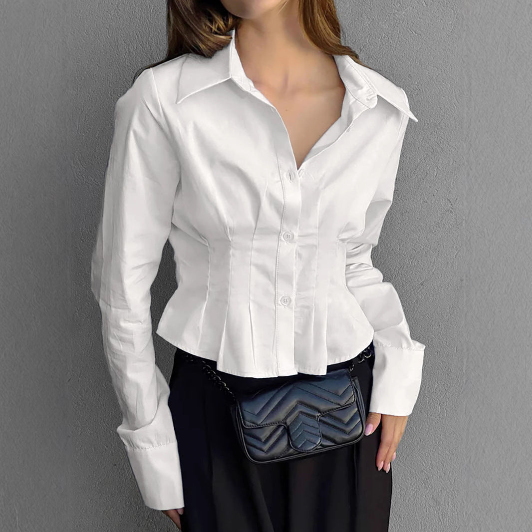 Dame Tailoreret Bluse med elegante knapdetaljer og velplejet design Stilla