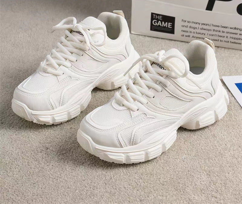 Dame fritidssneakers med åndbar mesh-overflade og stødabsorberende hæl-element Stilla