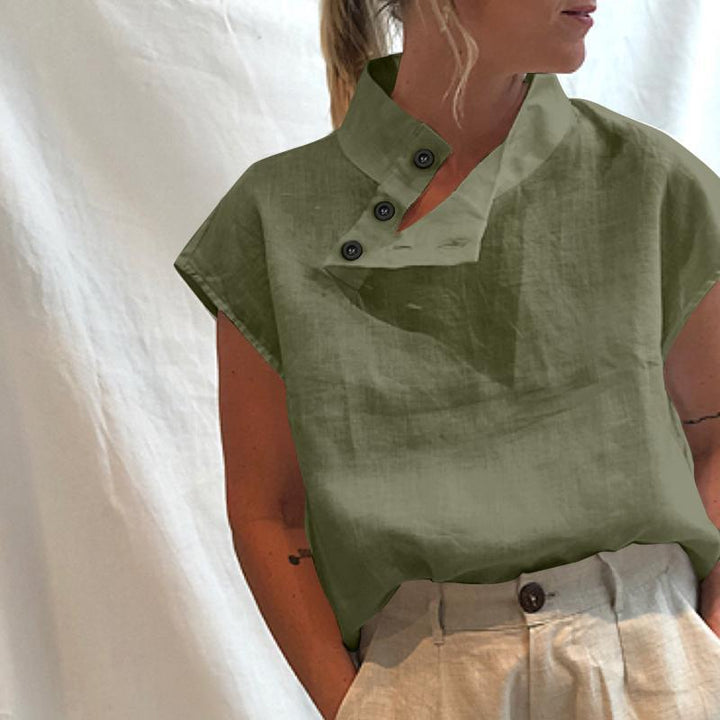 Dame moderne bluse med høj krave og elegante knapdetaljer Skovae