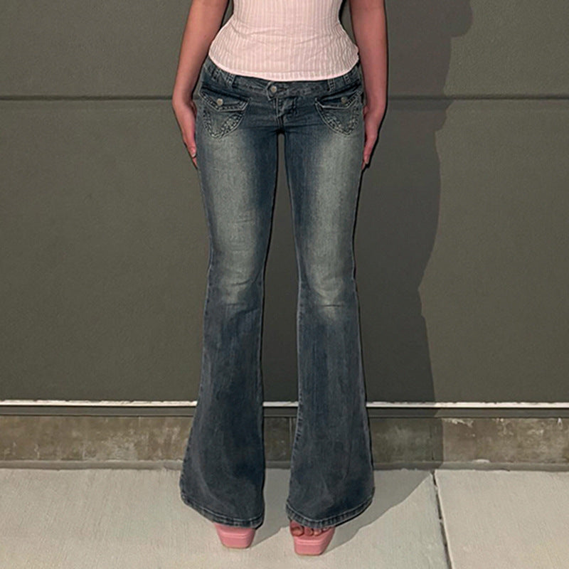 Dame Flared Jeans i klassisk snit med dekorative lommer Skovae