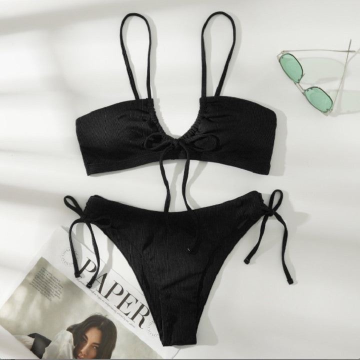 Damer bikini-sæt med raffineret indpakningsdetalje og justerbare stropper Skovae