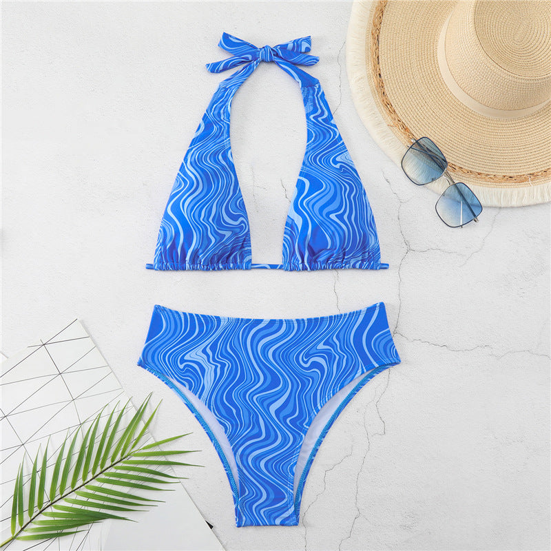 Damer triangel-bikini med elegant omslag detalje og fashionable bølgemønster Skovae