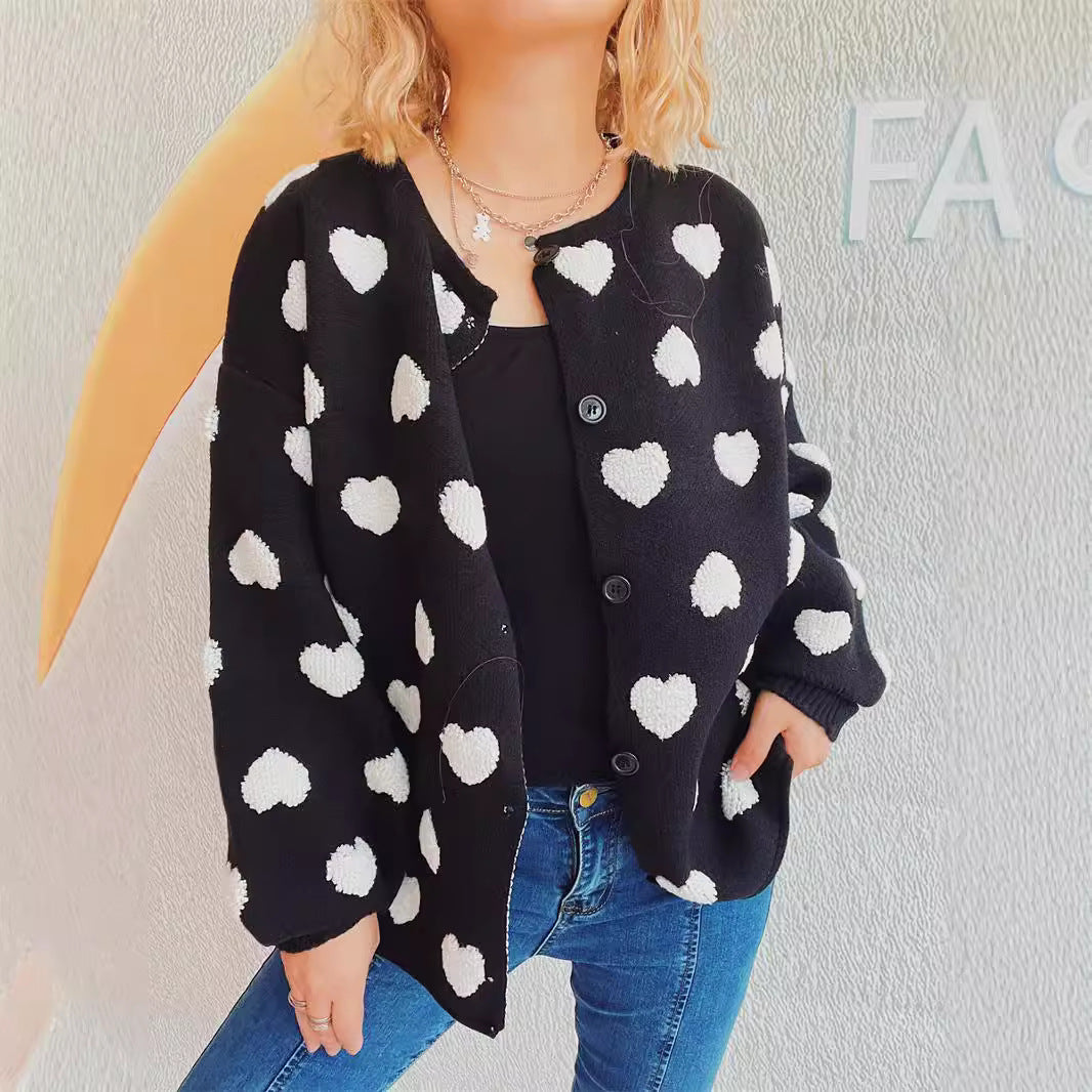 Kvindernes cardigan med hjerte-motiv og knapdetaljer Stilla