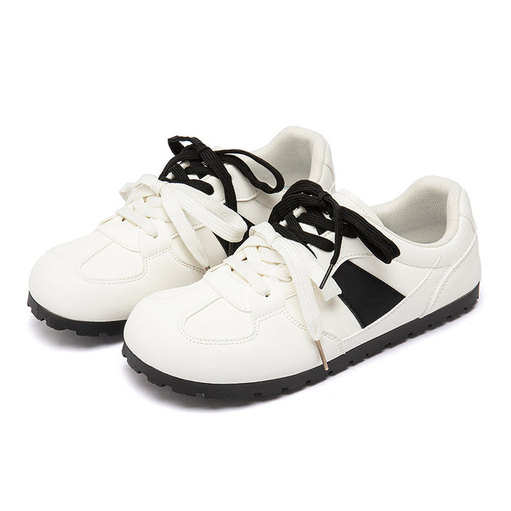 Dame Sporty Sneakers med innovativt overmateriale og fleksibel såleprofil Stilla