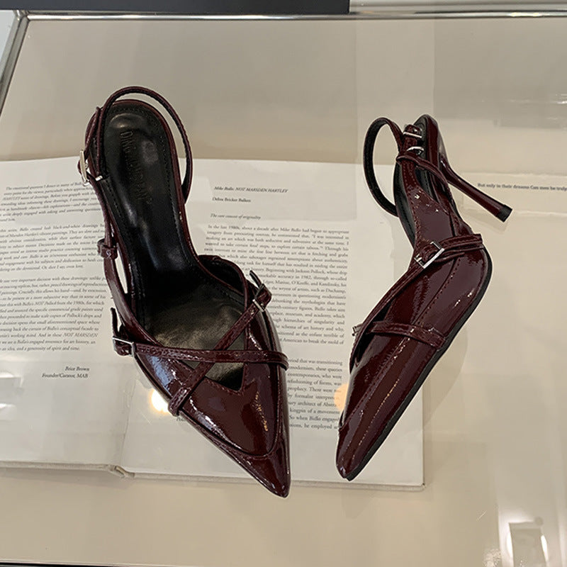 Dame Slingback Pumps med moderne Criss-Cross-rem design Stilla