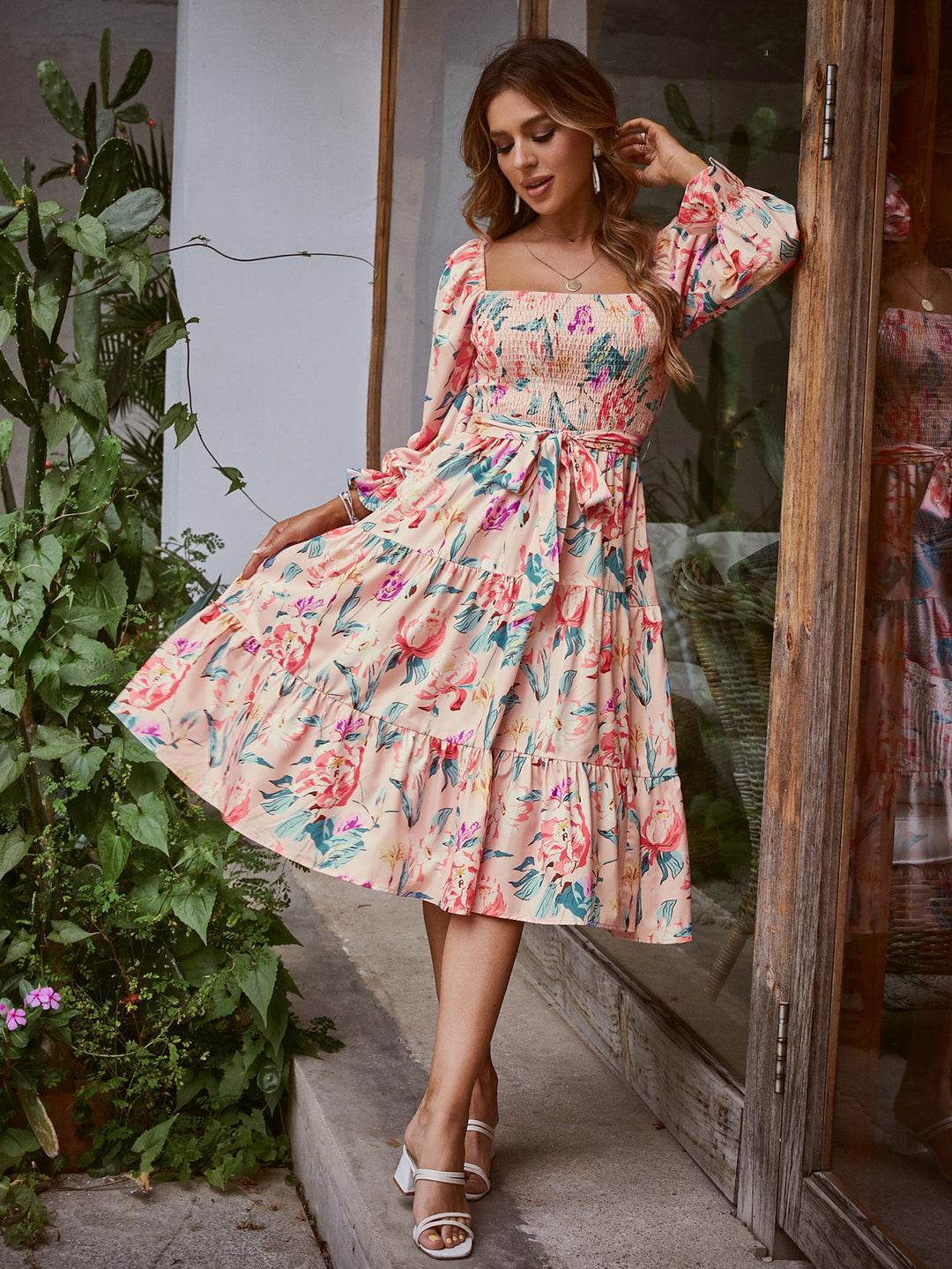 Dame maxikjole med off-shoulder snit og elegant blomster mønster Stilla