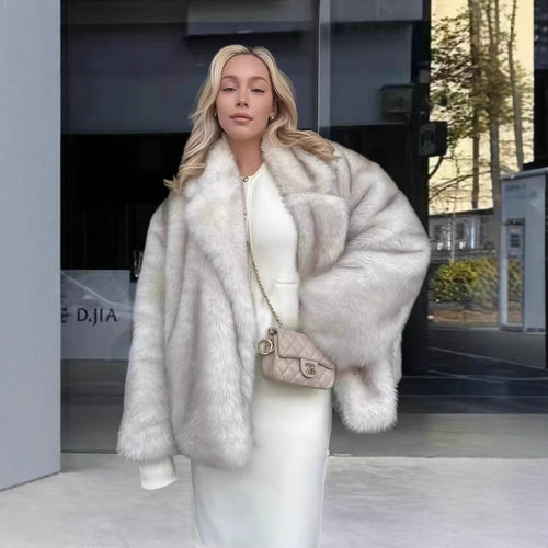 Dame Elegant Oversize-Faux Fur Jakke med luksuriøst indersøm og tykke, blødt foret ærmer Stilla