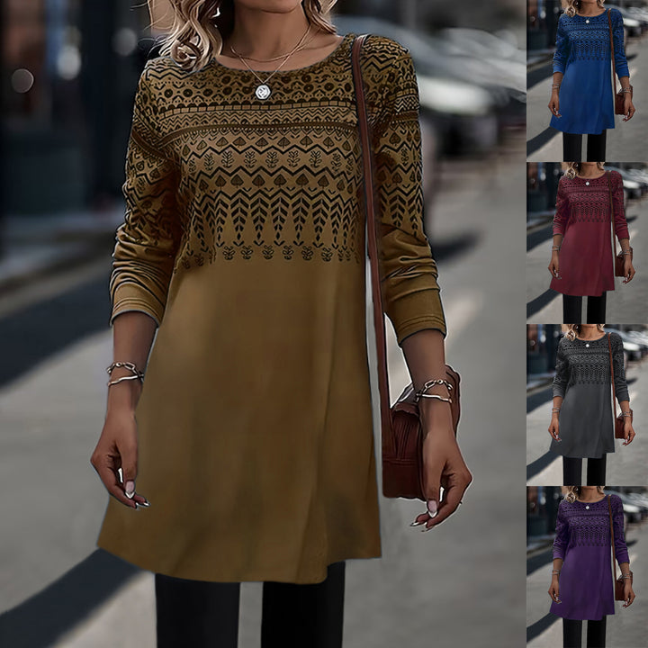 Dame broderet top i afslappet design med rund halsudskæring og lange ærmer Stiila