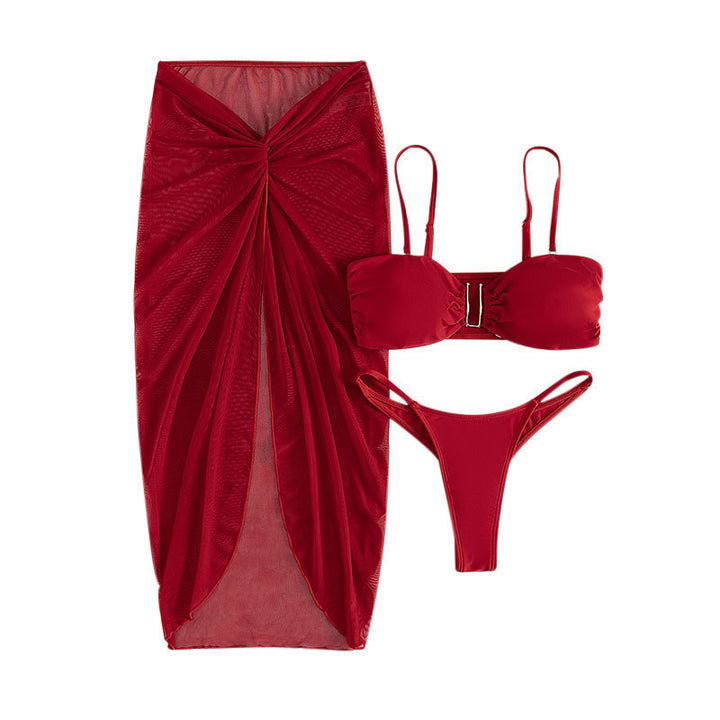 Damer Bikini-sæt med elegant indpakningsskørt og moderne guld-detalje Skovae