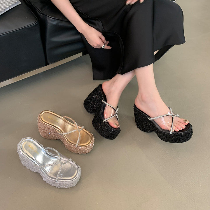 Dame Plateau-sandaler med glamorøst pailette-design og trendy rem Stilla