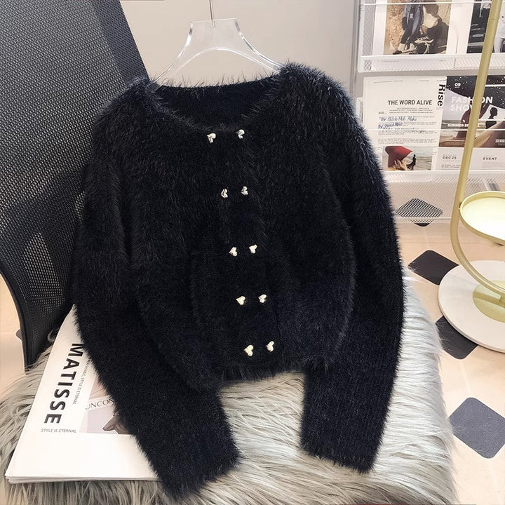 Kvindernes fluffy cardigan med hjerteknapper Stilla
