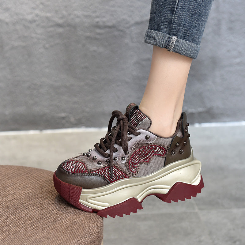 Dame Chunky Sneakers med eksklusivt strop-design og glitrende accenter Stilla