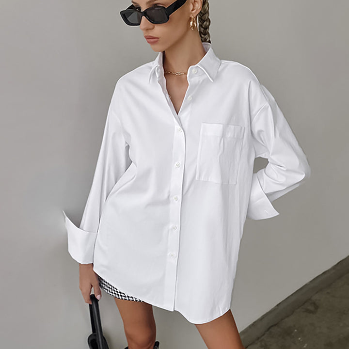 Dame Komfortable Oversized Bluse med brystlomme og lange ærmer Stilla