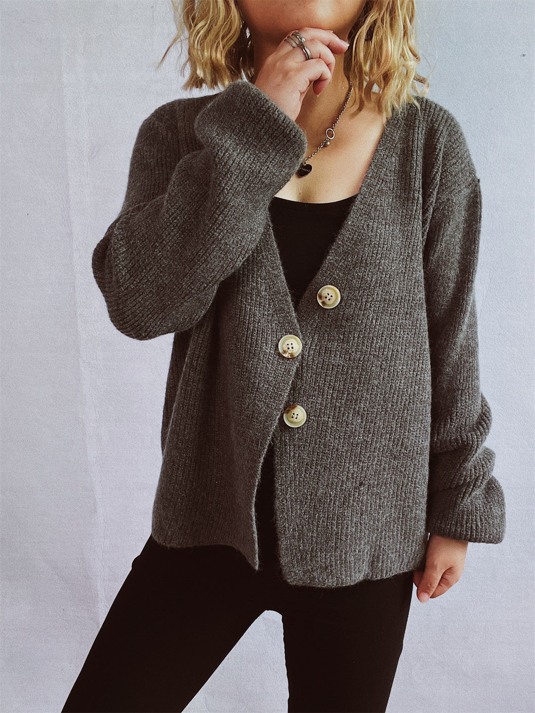 Damer hyggelig cardigan med store knapper og struktureret design Stilla