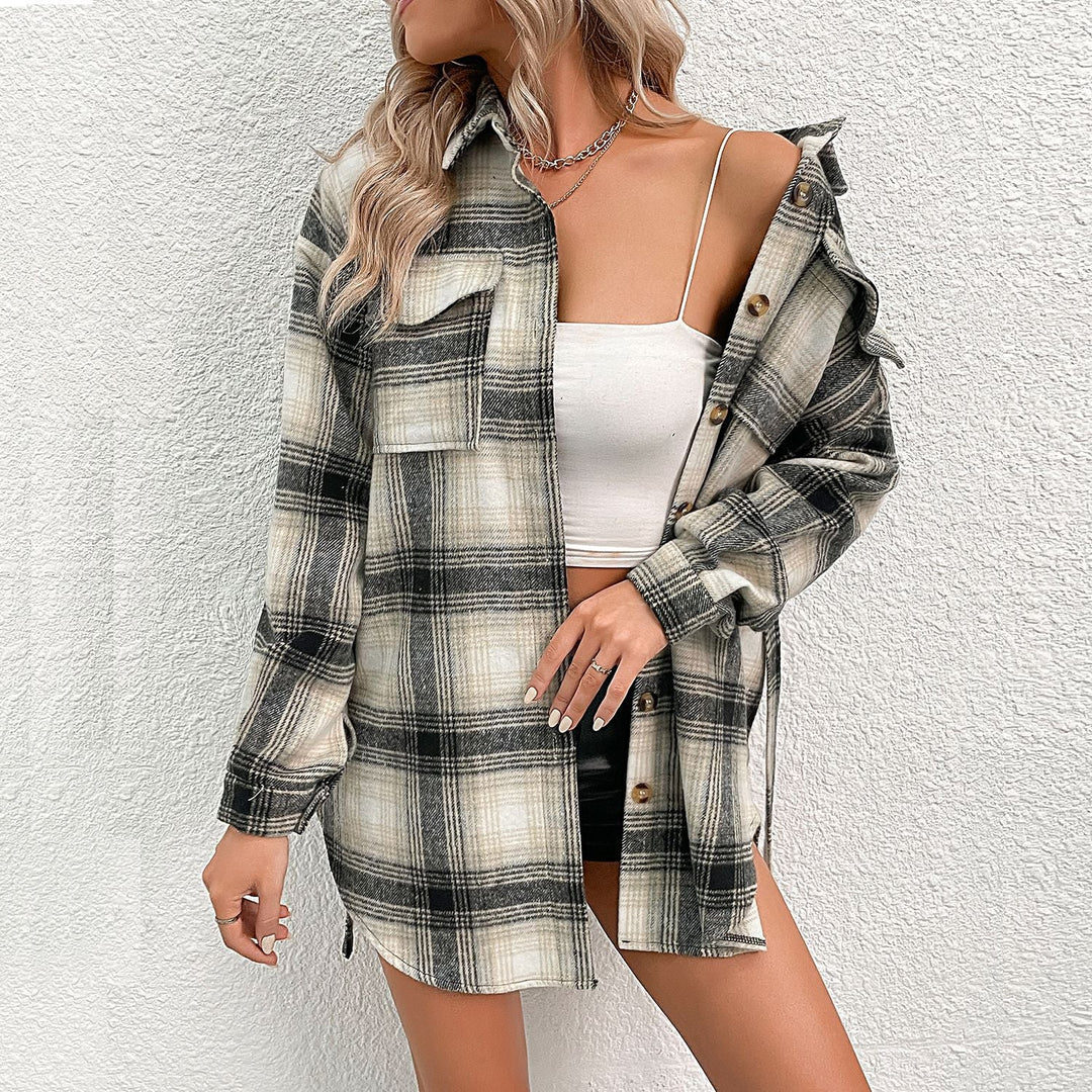 Dame Løs Overshirt-Jakke i Ternet Design med Knapbar Forside Skovae