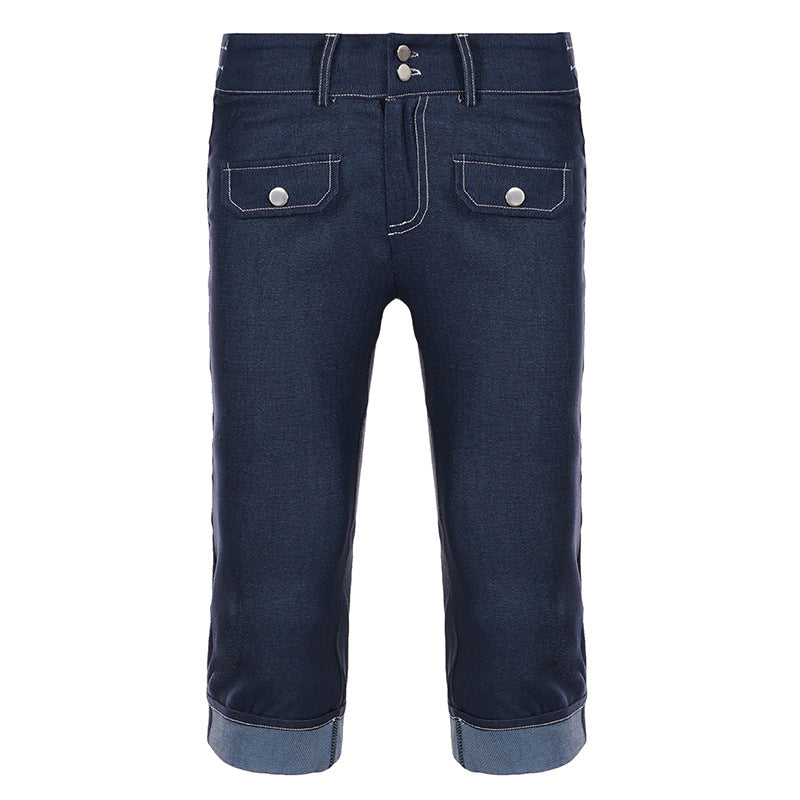Dame jeans i moderne cropped stil med praktiske lommer og afslappet omslag Skovae