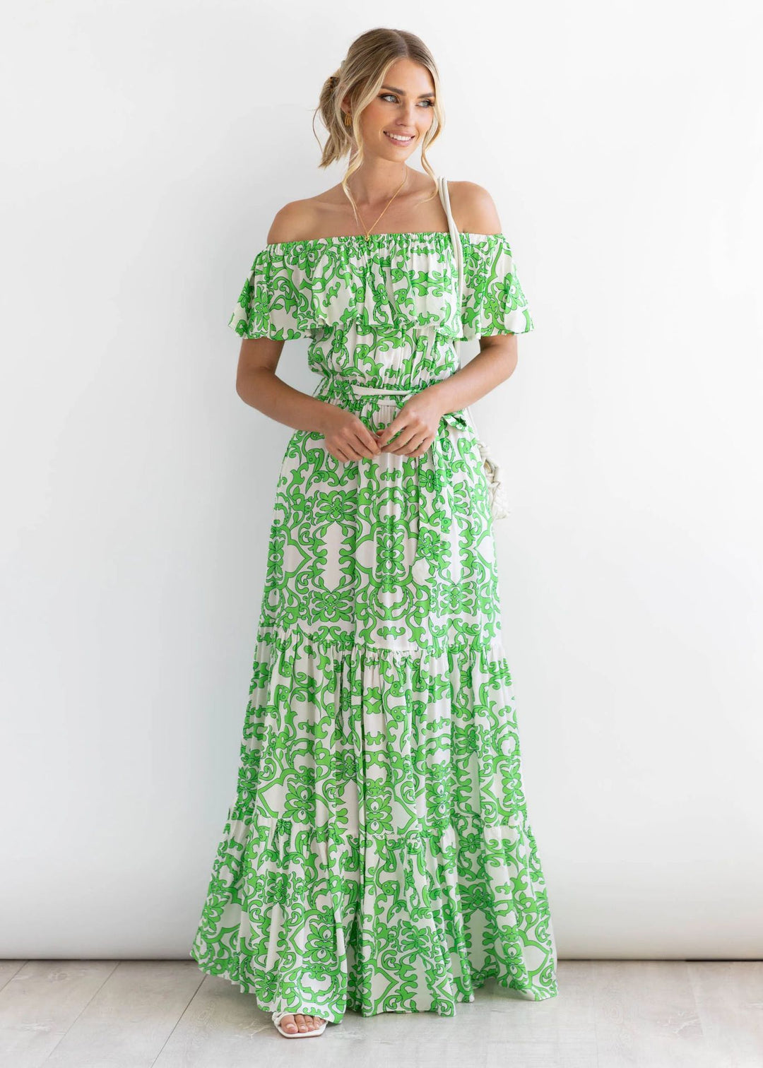 Dame Off-Shoulder Maxikjole med volumetrisk flæsedesign og elastisk talje Stilla