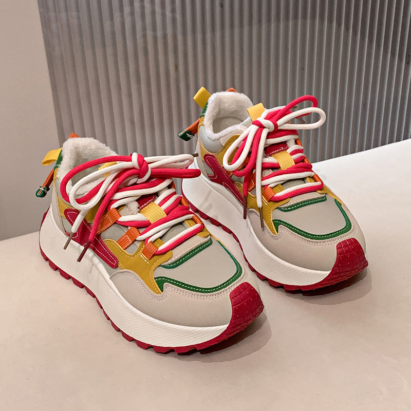 Dame Sneaker med tyk sål og slidstærkt overmateriale Stilla