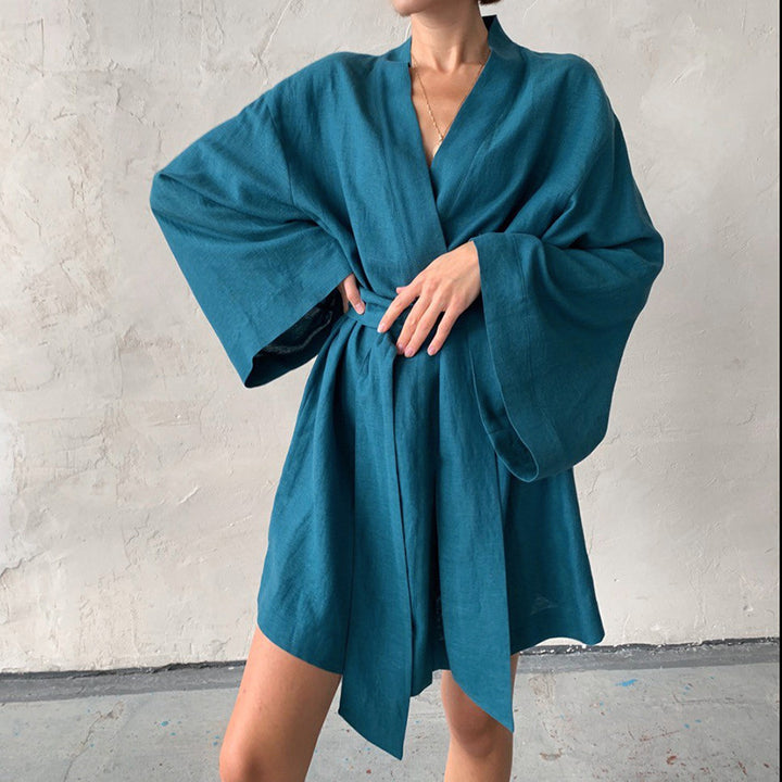 Dame kimono-inspireret morgenkåbe med elegant taljebælte Stilla