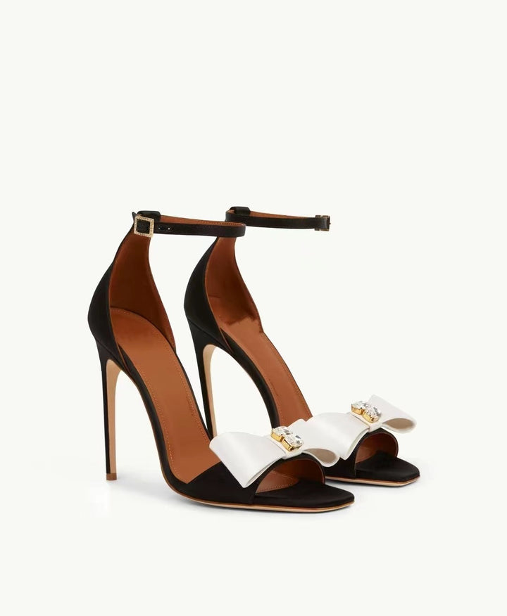 Femme Open-Toe Højhælede Sandaler med elegant Sløjfedetail Stilla