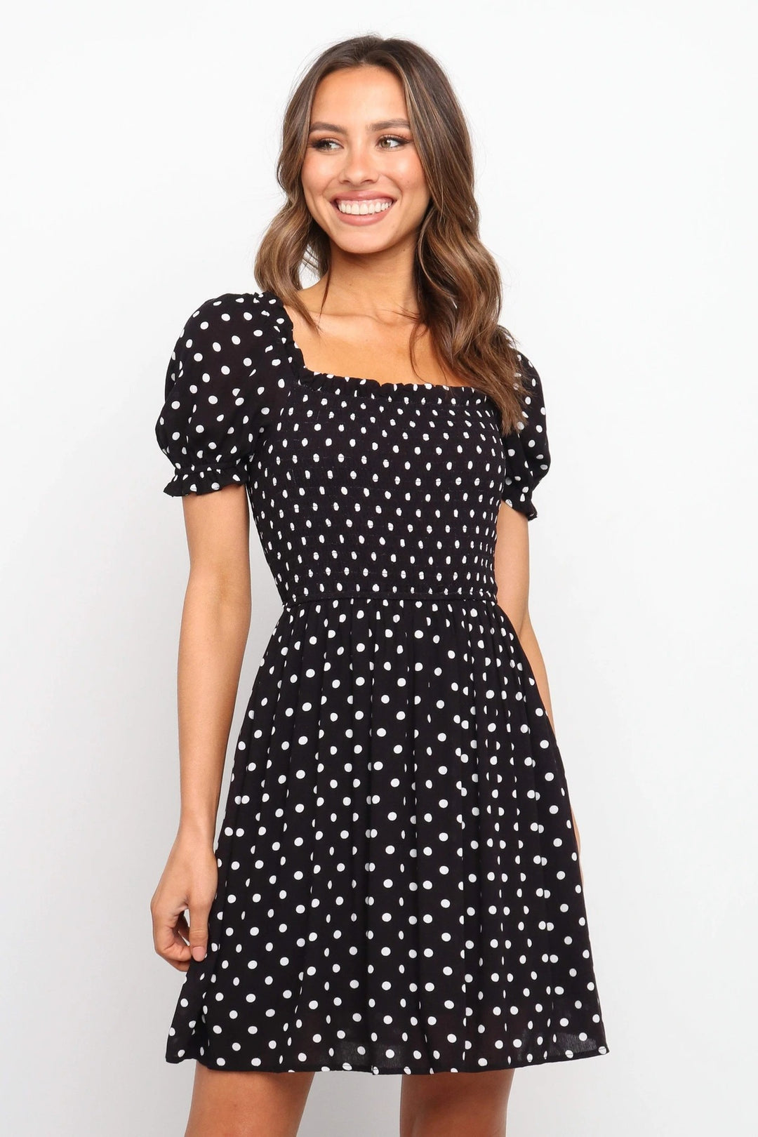 Dame Polka-Dot Mini Kjole med Puffærmer og Firkantet Udsnit Stilla