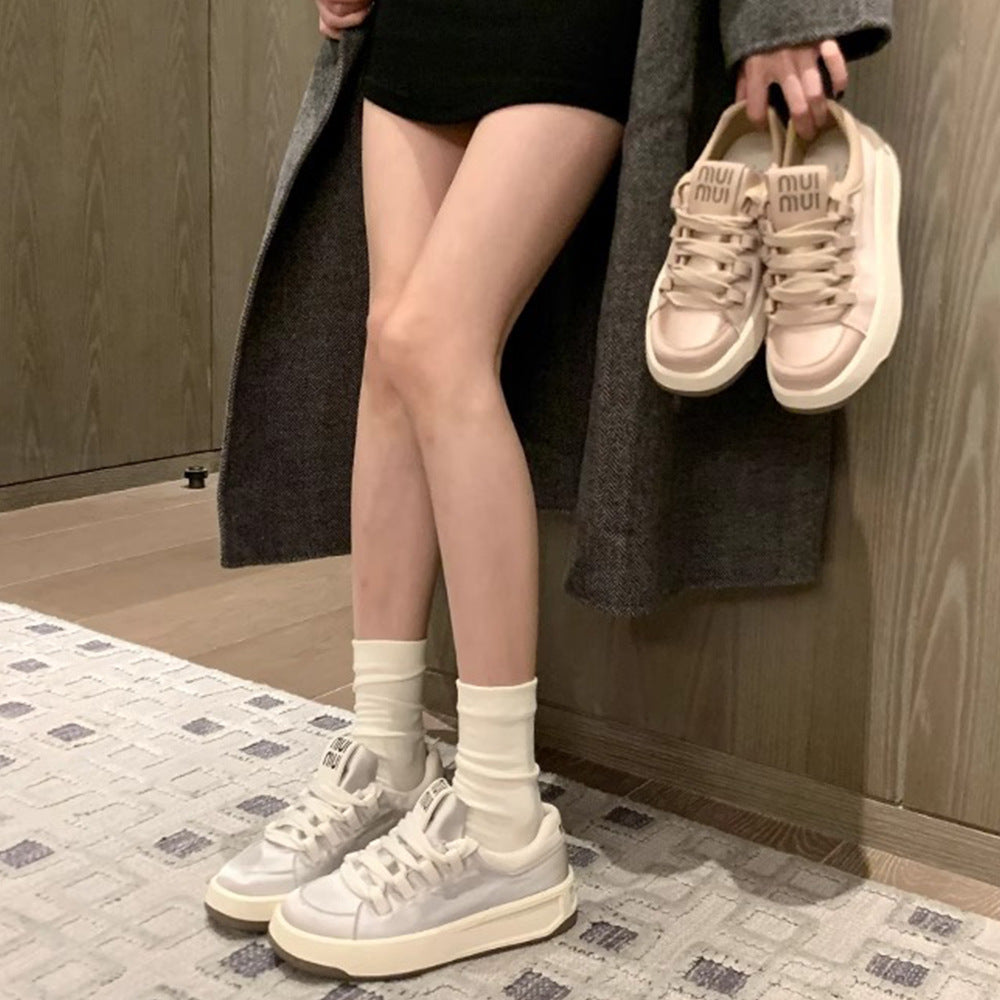 Dame Elegante Sneakers med satineret overflade og behagelig sål Stilla