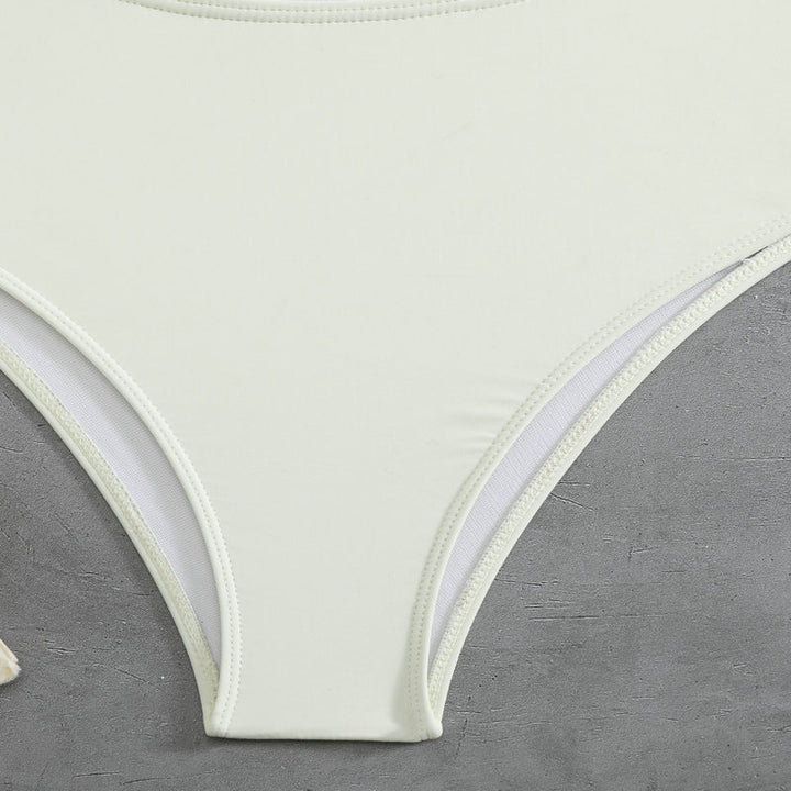 Damer one-piece badetøj med elegant cut-out og fashionable skulderstropper Skovae
