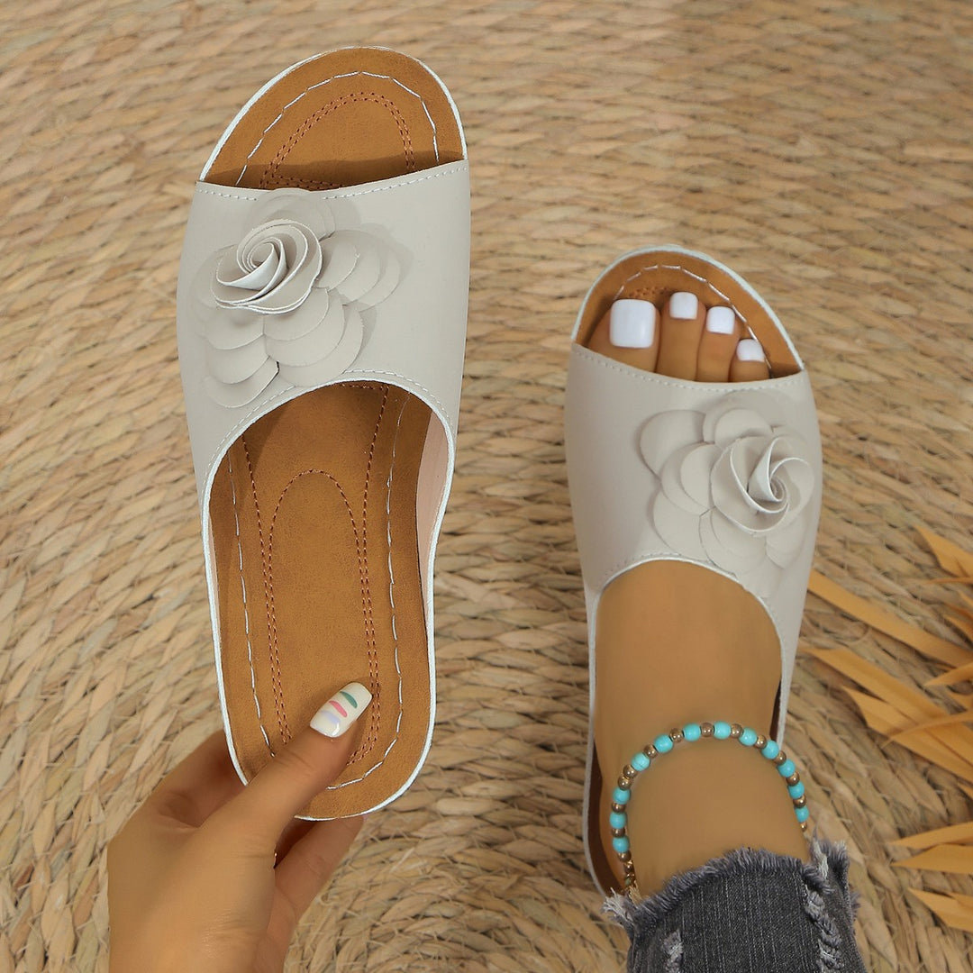 Dame platform-sandaler med blomsterapplikationsdesign og skridsikker sål Stilla