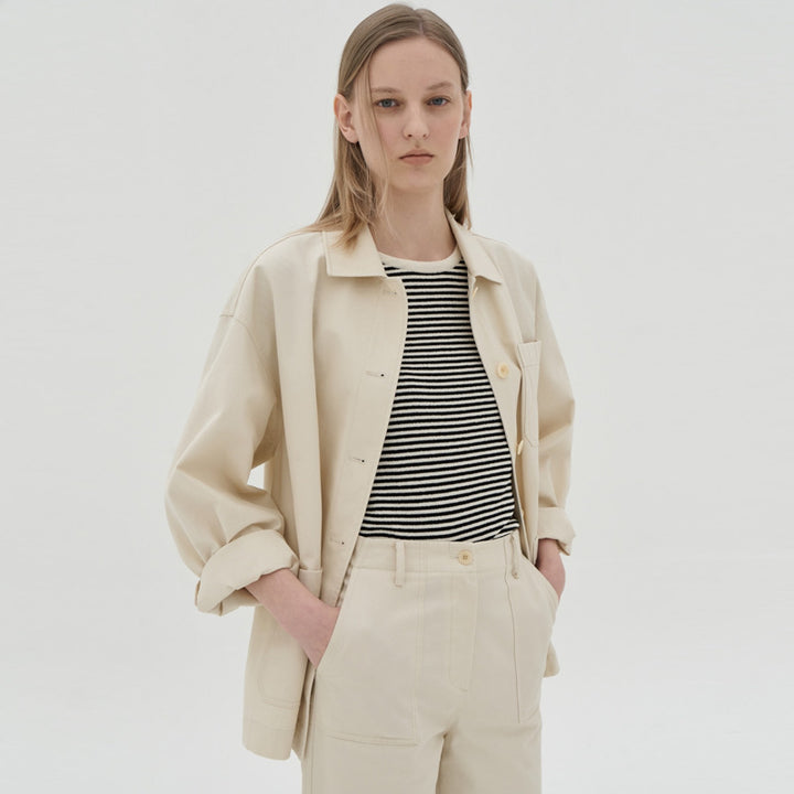 Dame Oversized Utility-Jakke med praktiske lommer og moderne knapdetaljer Stilla