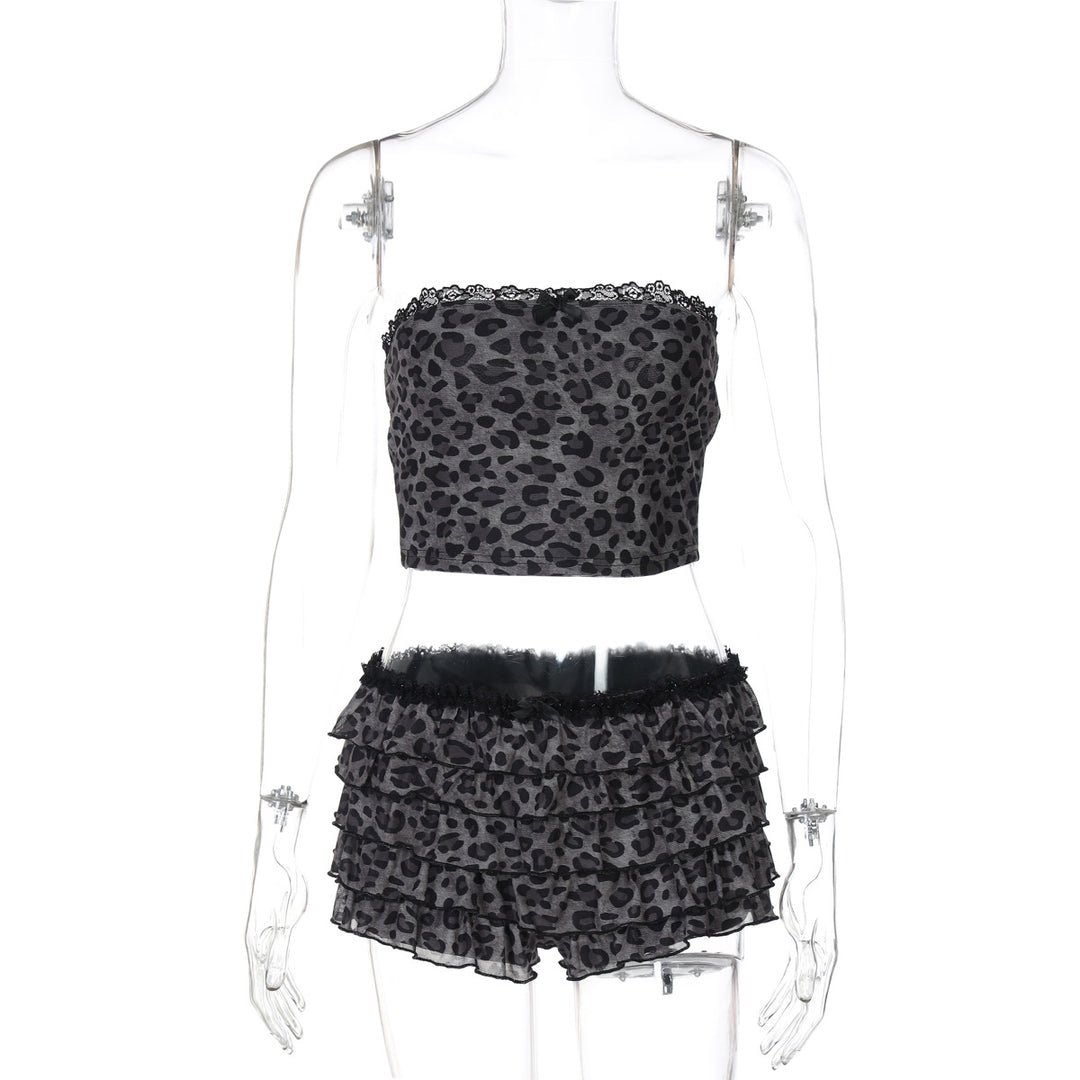 Dame sæt bestående af luftig crop-top og frynse shorts Skovae