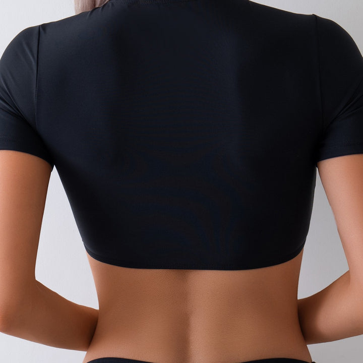 Dame sporty bikini sæt med rynket top og shorts Stilla