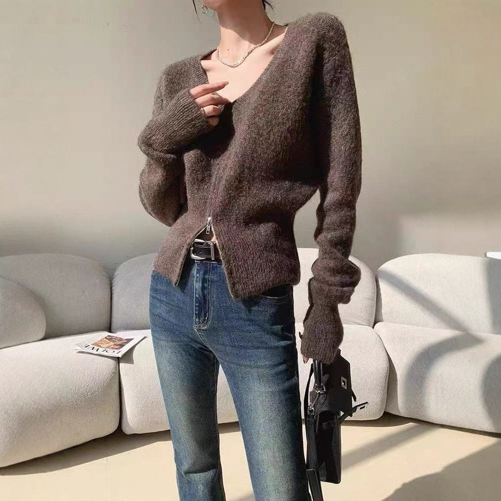 Damer fashionable cardigan med dyb V-hals og lynlås Stilla
