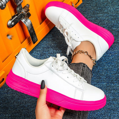 Dame Behagelige hverdagssneakers med skridsikker sål og sporty design Stilla
