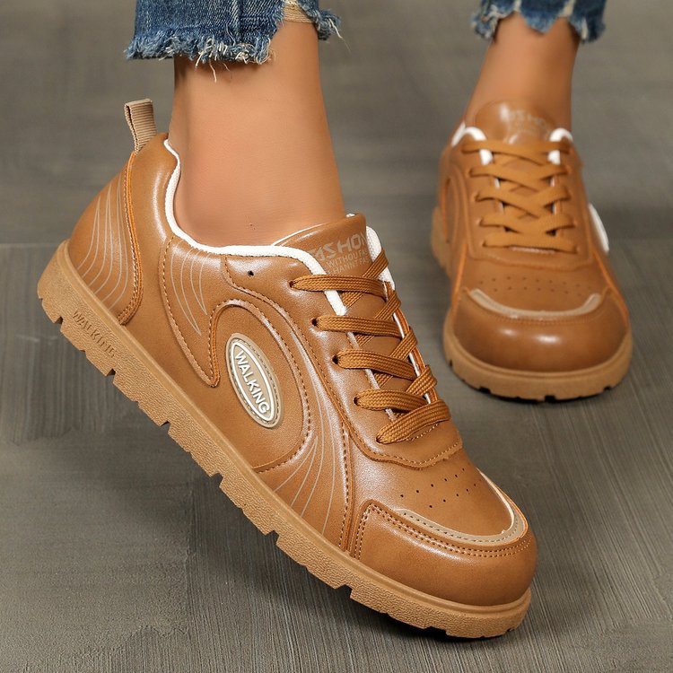 Dame mode Sneakers med åndbart overmateriale og skridsikker sål Stilla